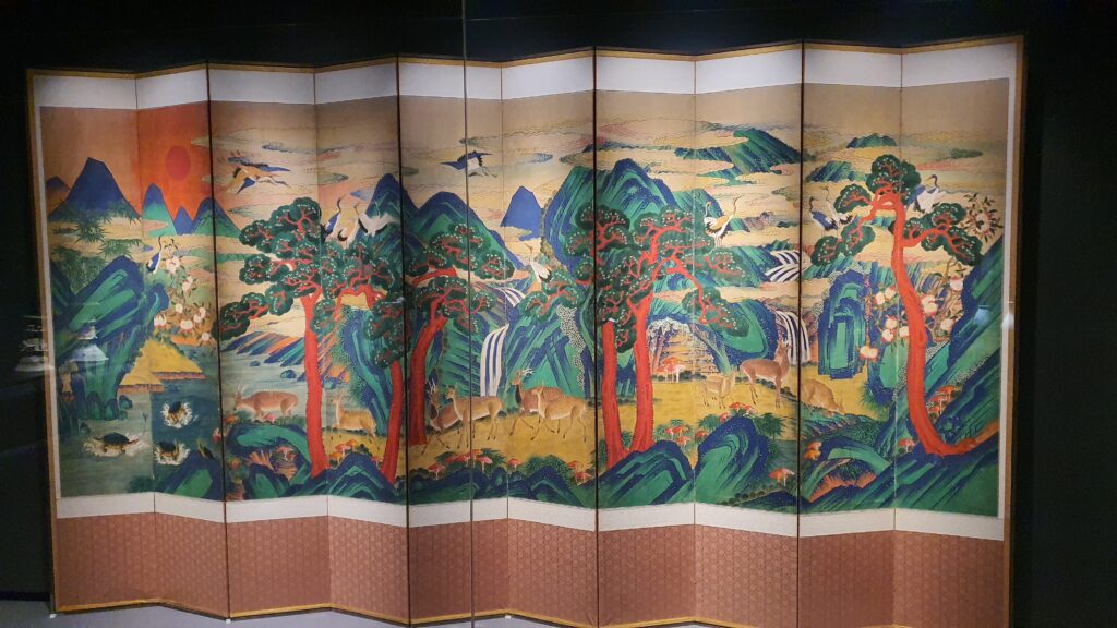 Sipjangsaengdo donated by Samsung Chairman Lee Kun-hee, now in the National Museum of Korea